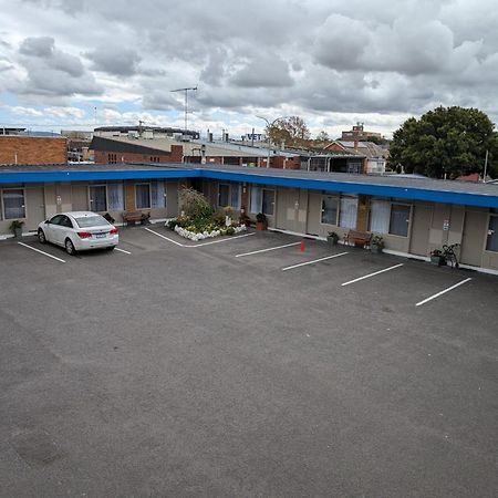 Morwell Parkside Motel Экстерьер фото