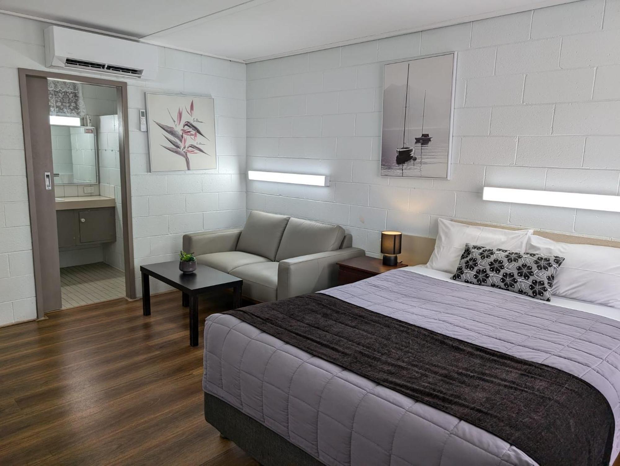 Morwell Parkside Motel Экстерьер фото
